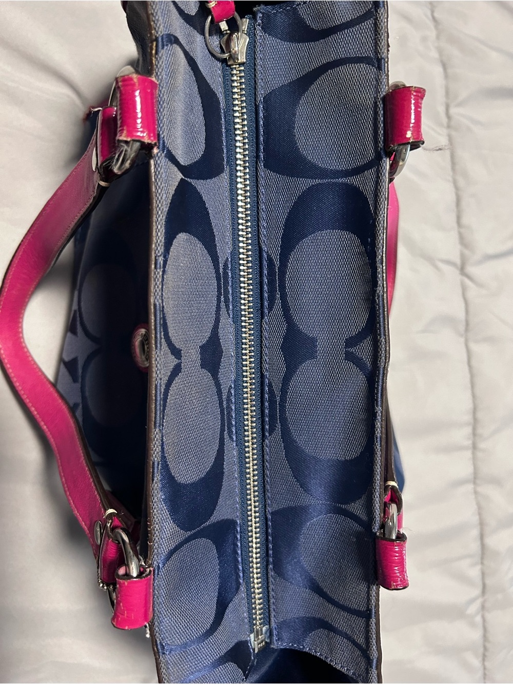 Coach Signature C Blue & Pink M1020-F14941 AS IS NEEDS LOVE - Picture 9 of 14
